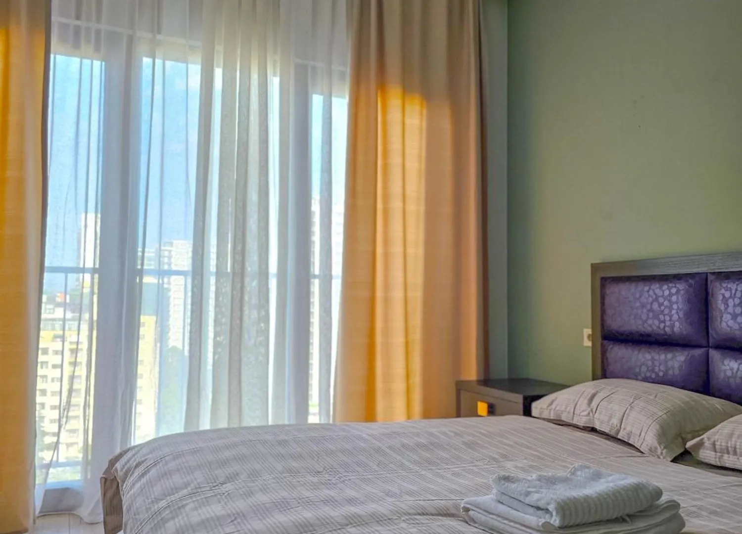 M2 Complex Near City Mall With City View In City Center Tbilisi